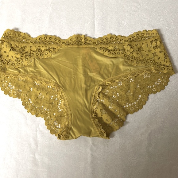 Victoria's Secret Other - VICTORIA’S SECRET HIPHUGGER/HIPSTER LACE PANTIE, MUSTARD, SIZE LARGE, NWT.